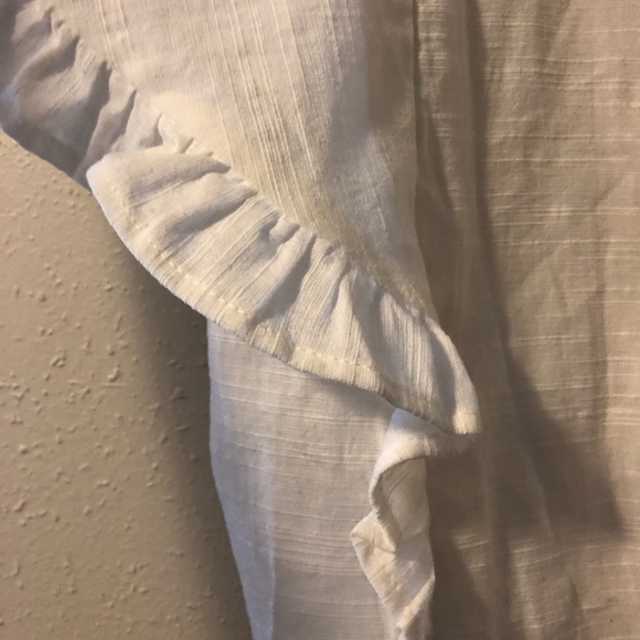 White Universal Thread Blouse - Picture 5 of 5